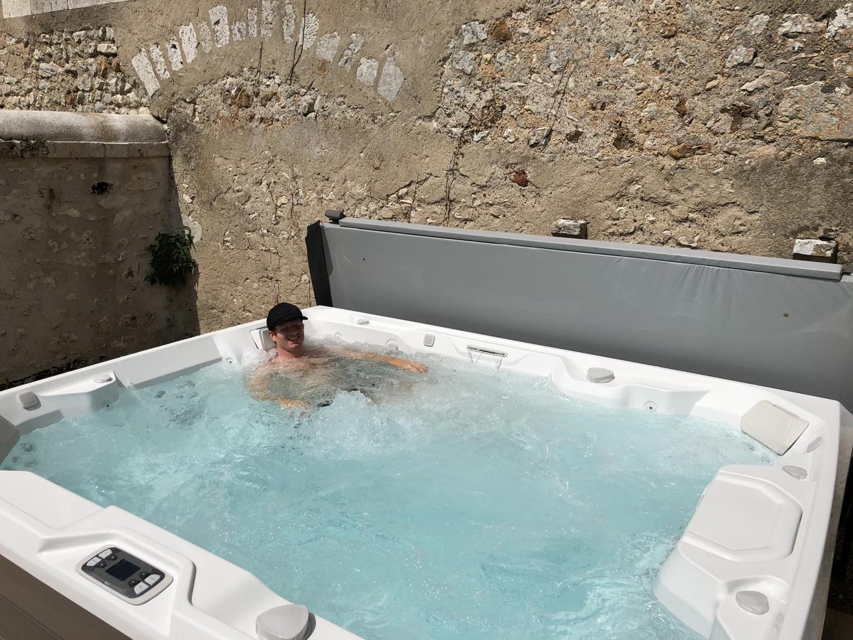 Le Prieure D'Orchaise المظهر الخارجي الصورة